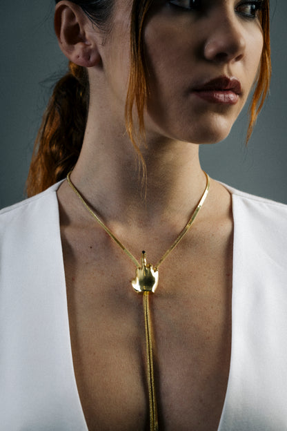 MIDDLE FINGER NECKLACE - GOLD